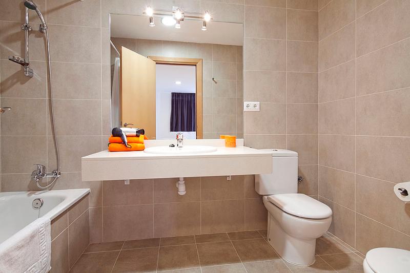 Апартаменты 2 Спальни с Террасой, Charmsuites Paralel