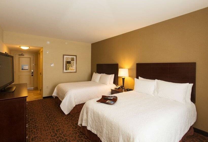 Номер Стандарт, Hampton Inn Marquette/waterfront