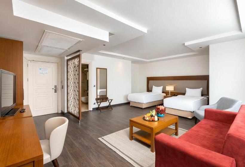 Business Room, Miracle Istanbul Asia Airport Hotel & Spa