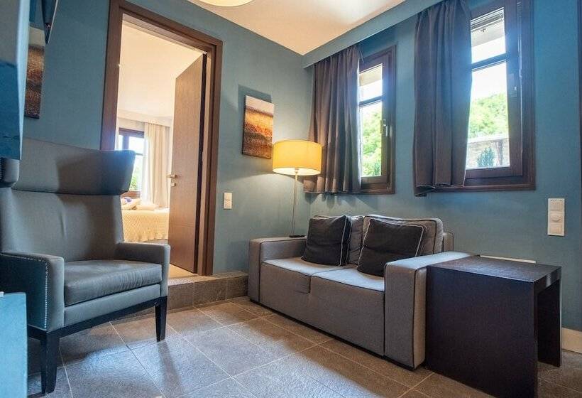 Family Suite, 12 Months Resort & Spa