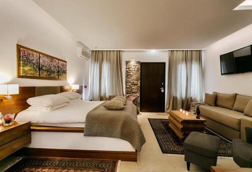 Полулюкс, 12 Months Resort & Spa