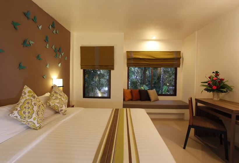 디럭스 룸, The Viridian Resort   Sha Plus