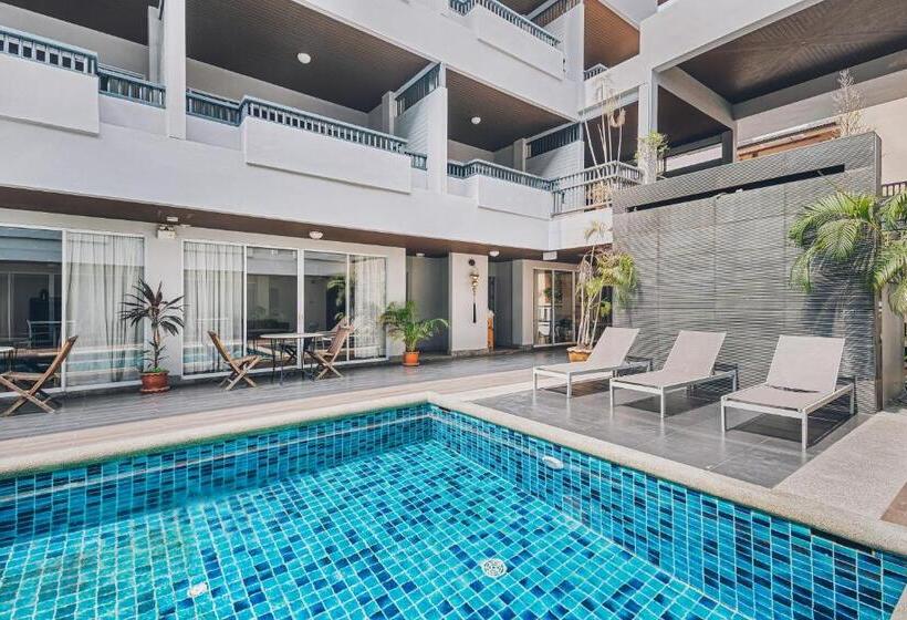 Полулюкс, Chateau Dale Boutique Resort Spa Villas