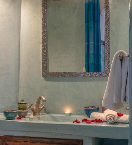 Habitación Triple Estándar, Riad Dar Palmyra