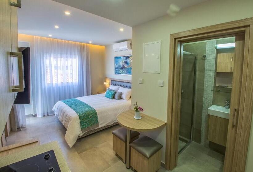 استودیو استاندارد با چشم‌انداز دریا, Zodiac Hotel Apartments