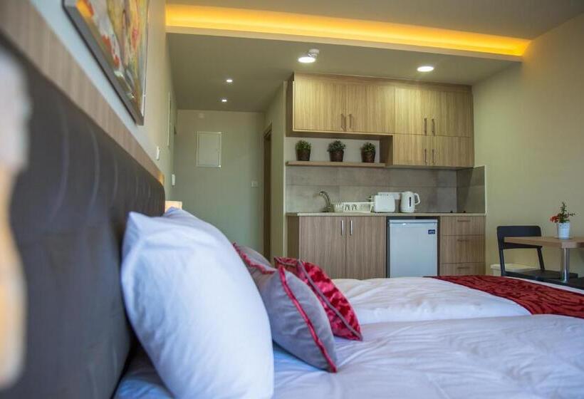 استودیوی استاندارد با چشم‌انداز دریا, Zodiac Hotel Apartments