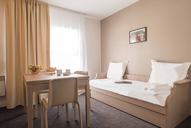 Апартаменты 1 Спальня, Appart City Confort Orléans