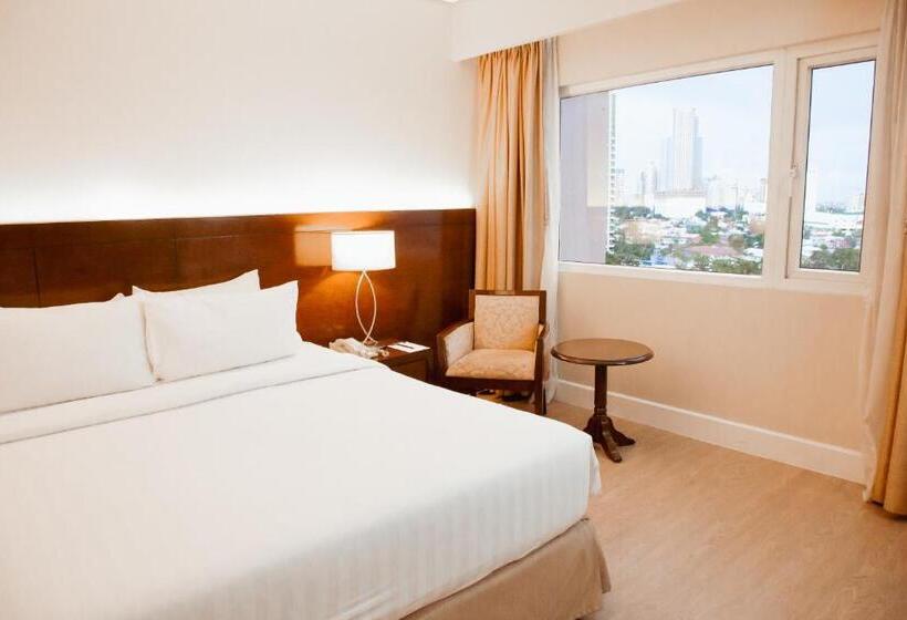 디럭스 룸, Harolds Hotel Cebu Formerly Harolds Evotel Cebu