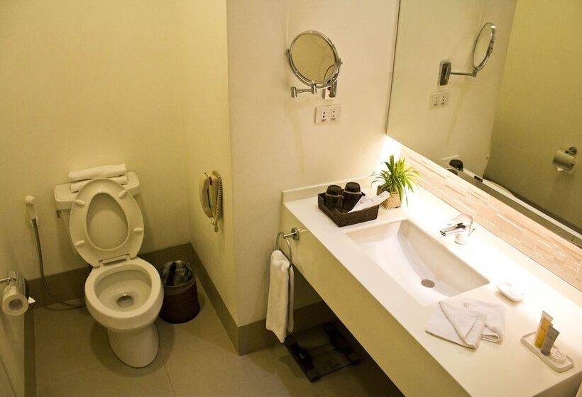 디럭스 룸, Harolds Hotel Cebu Formerly Harolds Evotel Cebu