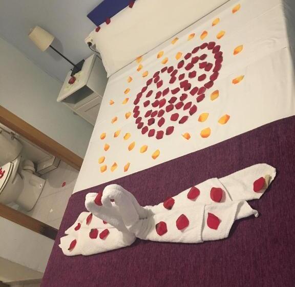 Номер Стандарт, Hostal Elkano