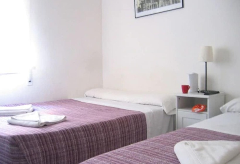 Номер Стандарт Совместная Ванная, Hostal Elkano
