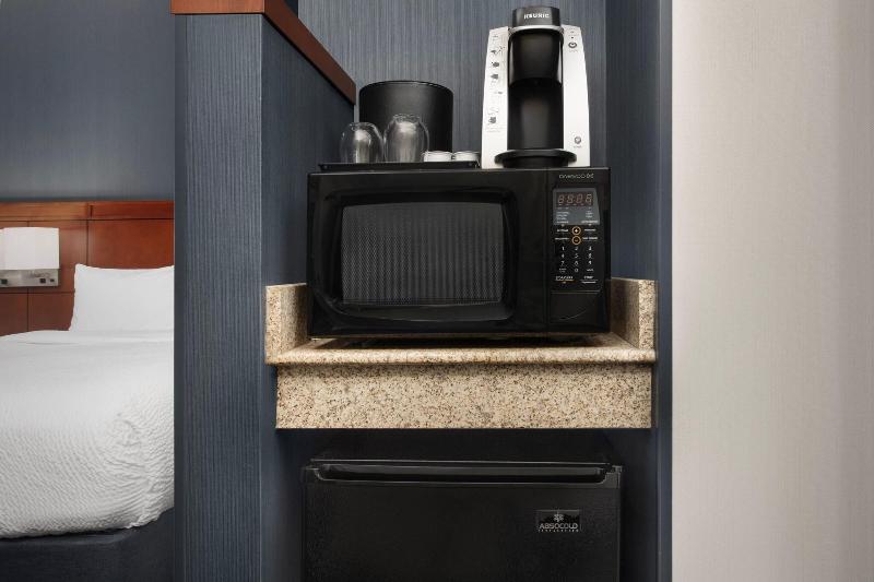 스탠다드 룸 킹사이즈 침대, Courtyard By Marriott Little Rock North