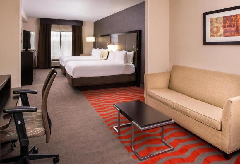 スイート, Holiday Inn Express & Suites Monroe, An Ihg