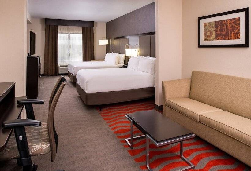 スイート, Holiday Inn Express & Suites Monroe, An Ihg