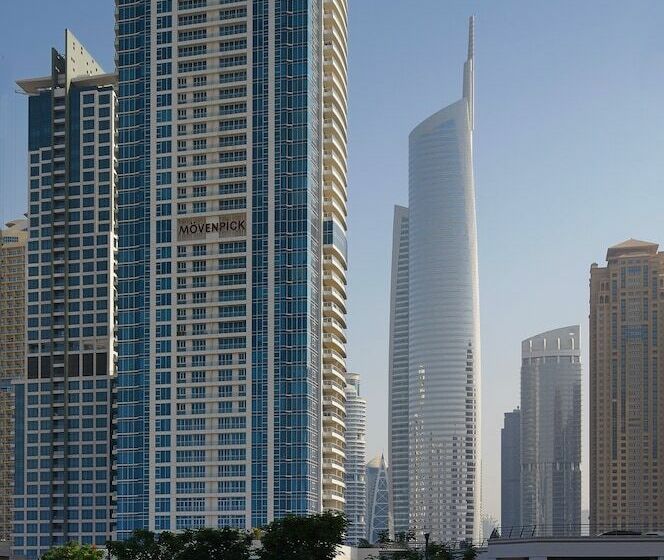 Номер Superior, Mövenpick Hotel Jumeirah Lakes Towers Dubai