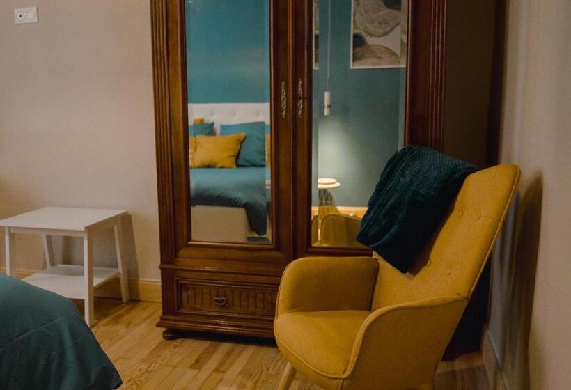 Семейный Номер, Les 3 Bérets Chambres D Hotes