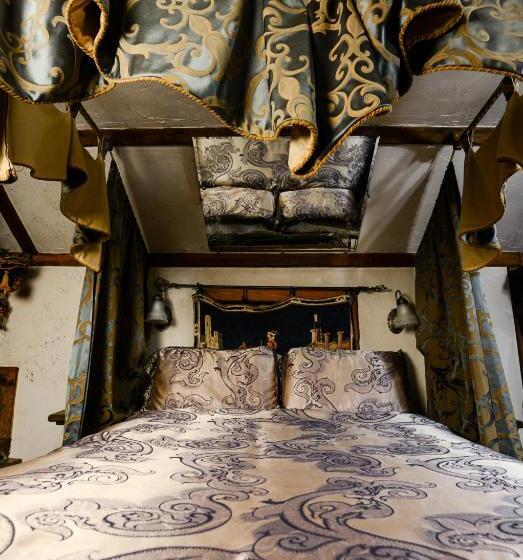 标准间, Castle Wood Theme Cottages  Couples Only