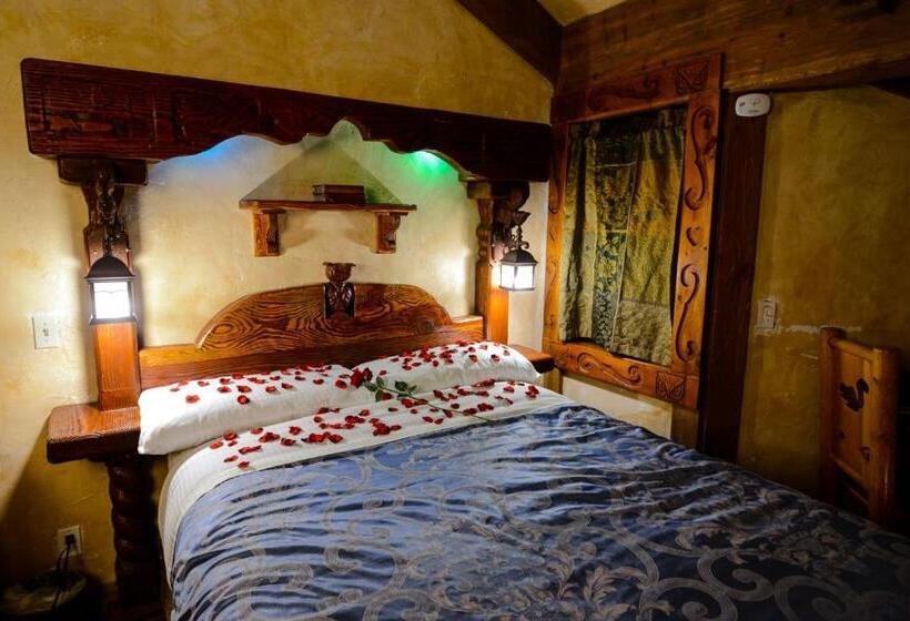 침실 1개 주택, Castle Wood Theme Cottages  Couples Only
