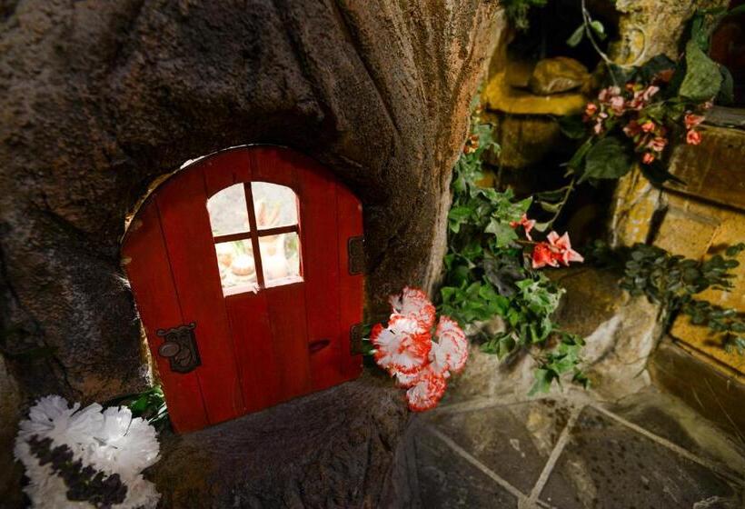 1间卧室的房子, Castle Wood Theme Cottages  Couples Only