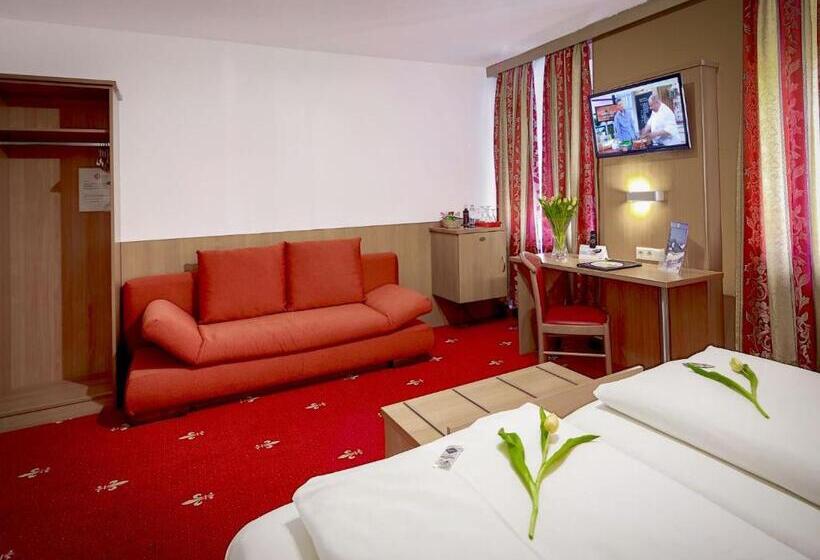 Номер Стандарт, Tiptop Hotel Burgschmiet Garni