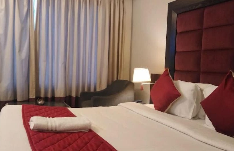 Номер Deluxe, Zip By Spree Hotels Surabi International Vellore