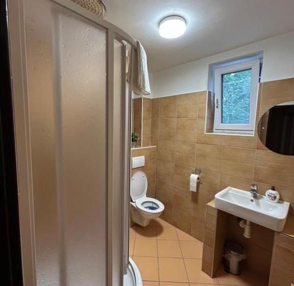 Quarto Estandar, Penzion U Fika