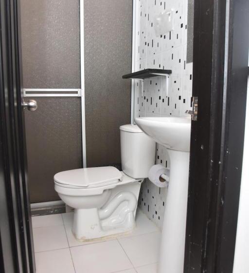 اتاق اکونومی, Samai