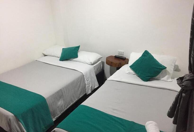 اتاق اکونومی, Samai