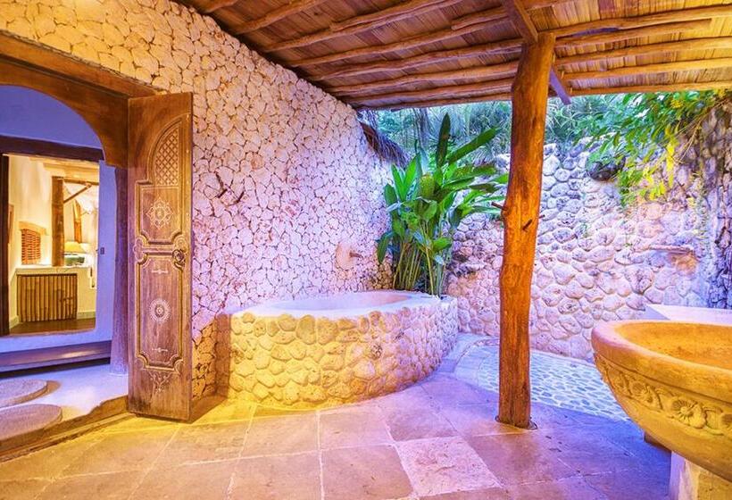 Семейное Бунгало, Mu Bungalows