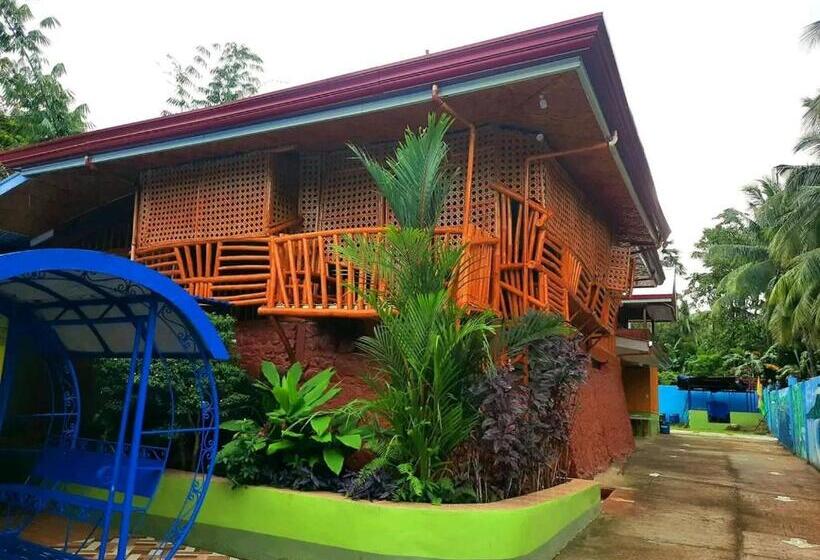 Вилла 3 Спальни, Villa Corrales Homestay