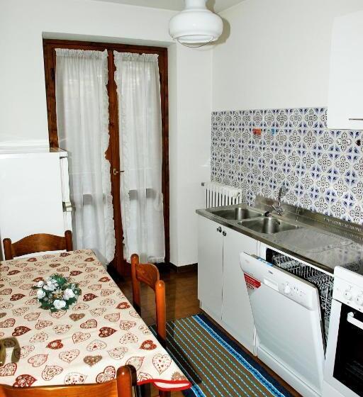 Апартаменты 3 Спальни, Chalet Dell Ermellino