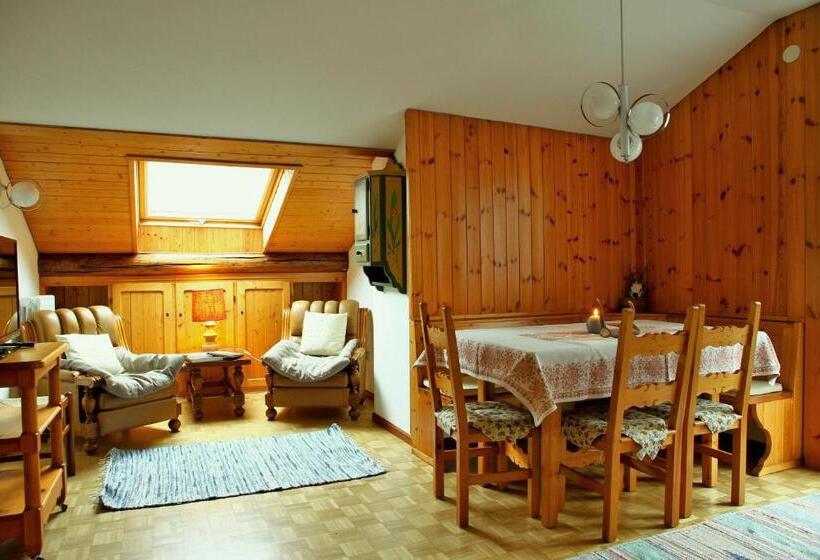 Апартаменты 3 Спальни, Chalet Dell Ermellino