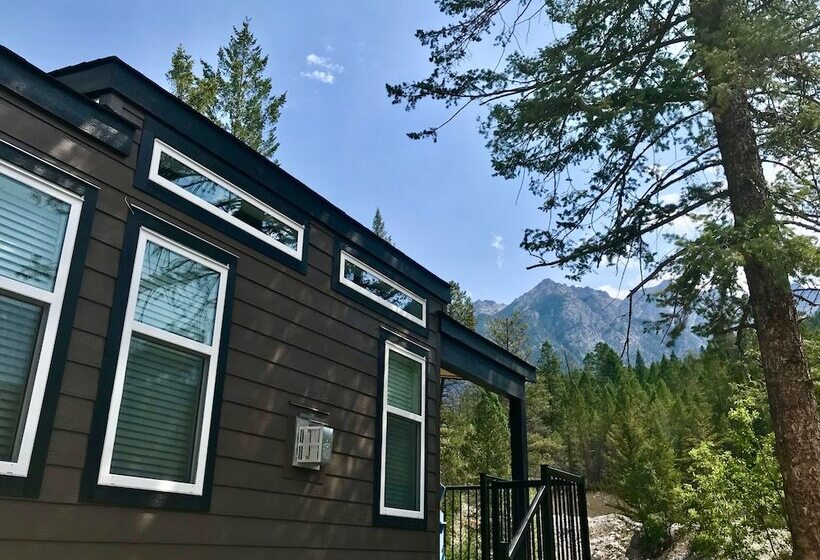 Хижина Deluxe, Fairmont Hot Springs Resort