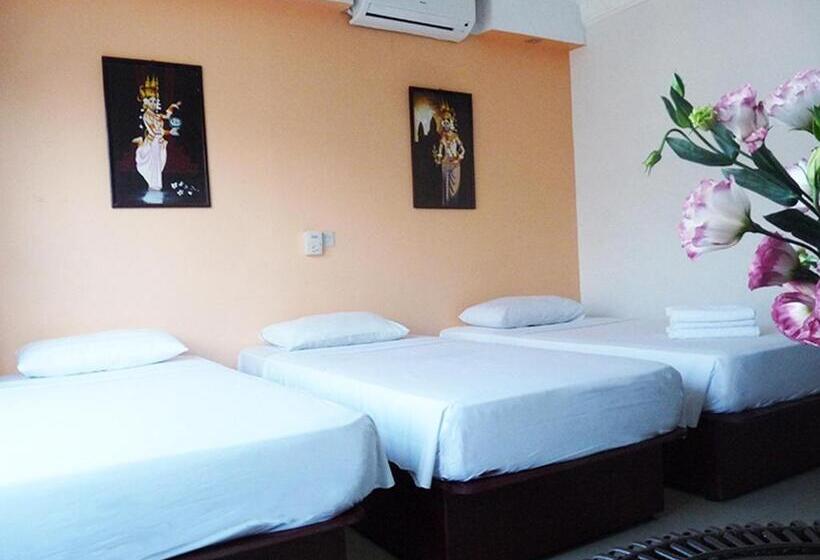 חדר סטנדרט לשלושה, Angkor International