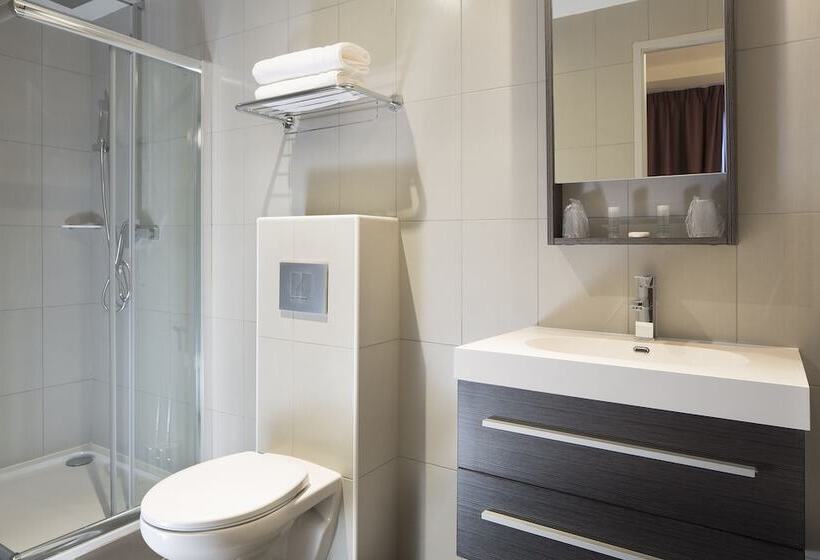 Номер Комфорт, Executive Hotel Paris Gennevilliers