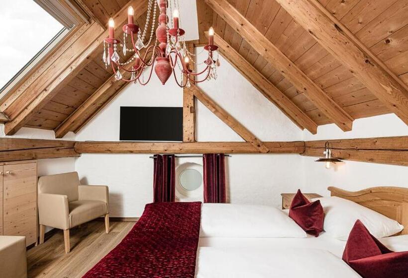 Королевский Люкс, Grand Hotel Wolkenstein