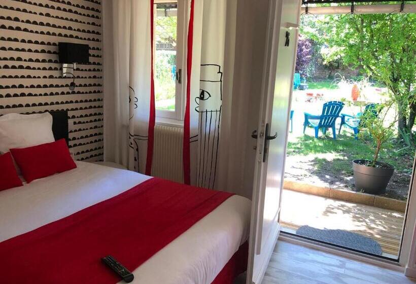 Номер Стандарт, Hôtel Concorde