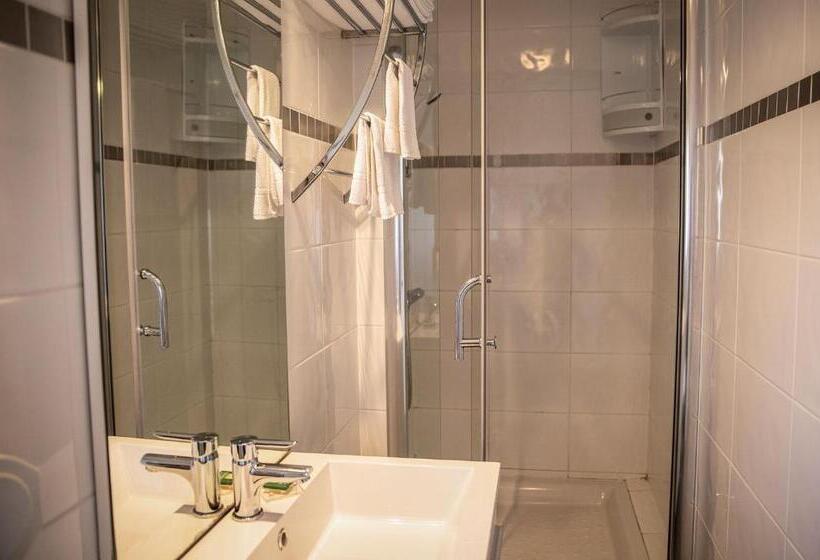 Номер Стандарт Трехместный, Hôtel Du Soleil