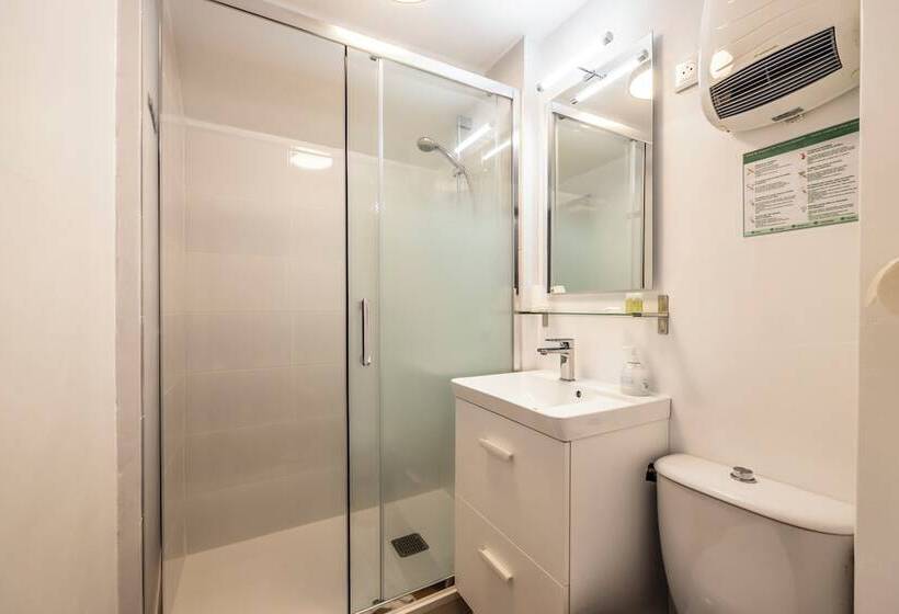Студия Стандарт, Hôtel Parc Mazon Biarritz