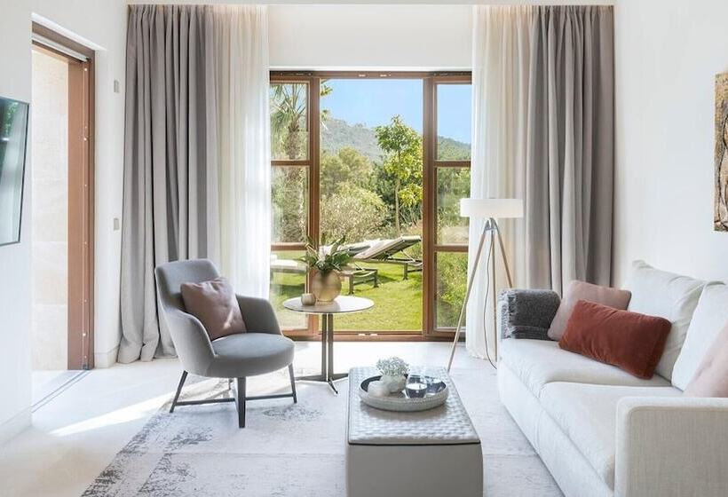 Люкс с Бассейном, Castell Son Claret   The Leading Hotels Of The World