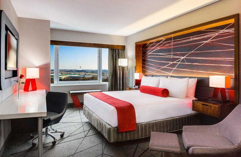 이그제큐티브 룸 킹사이즈 침대, Crowne Plaza Jfk Airport New York City, An Ihg