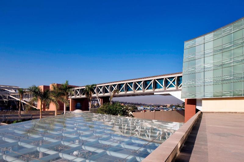 Номер Клуб, Le Méridien Cairo Airport