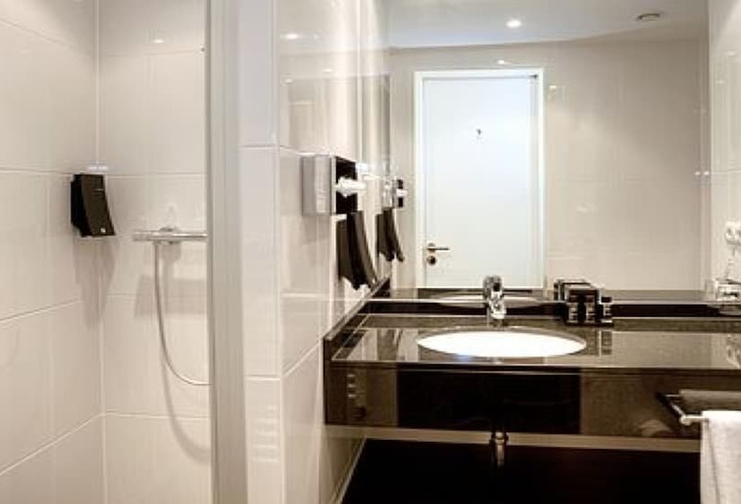 Семейный Номер, The Rilano Hotel München