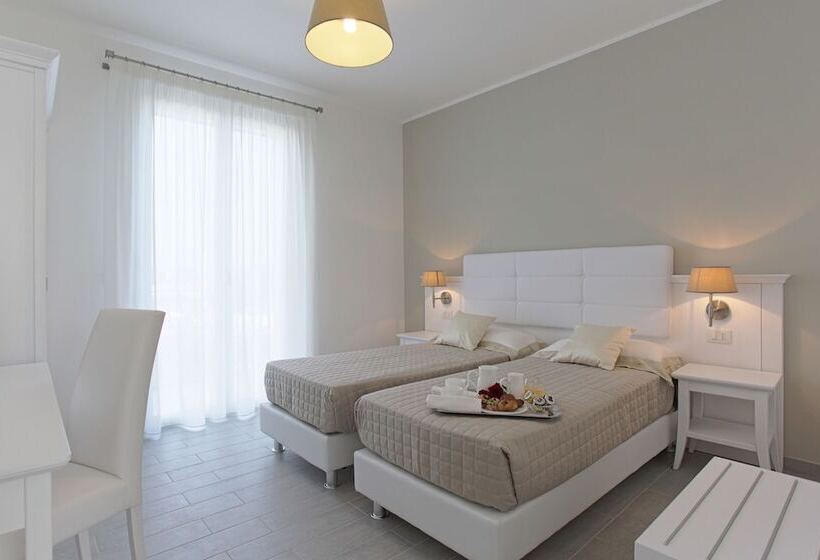 Номер Deluxe, Scala Dei Turchi Resort
