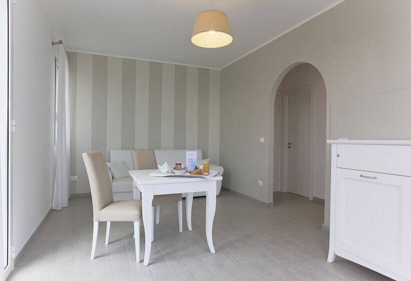 Трехместный Номер Deluxe, Scala Dei Turchi Resort
