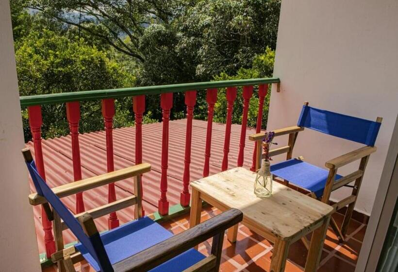 Quarto Deluxe com Sacada, Ecohotel Monteverde