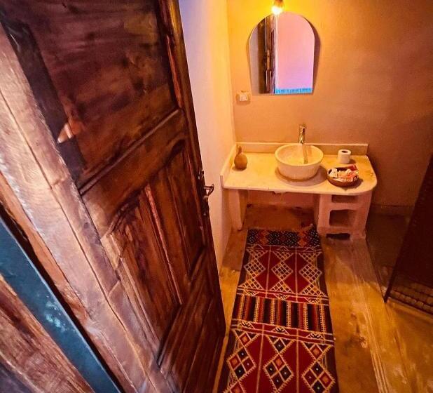 اتاق سوپریور سه تخته, Aghurmi Siwa Ecolodge & Salt Cave