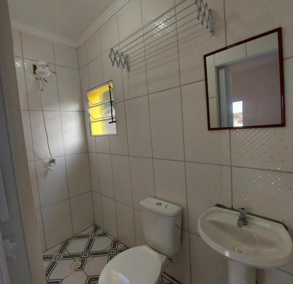 חדר סטנדרט לארבעה, Hospedaria