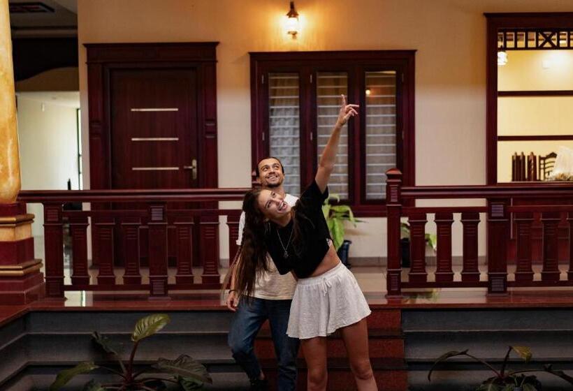 Номер Deluxe Кровать Кинг, Wayanad Mace Mansion