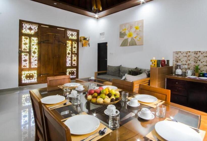 3침실 스위트, Gede House Tejakula